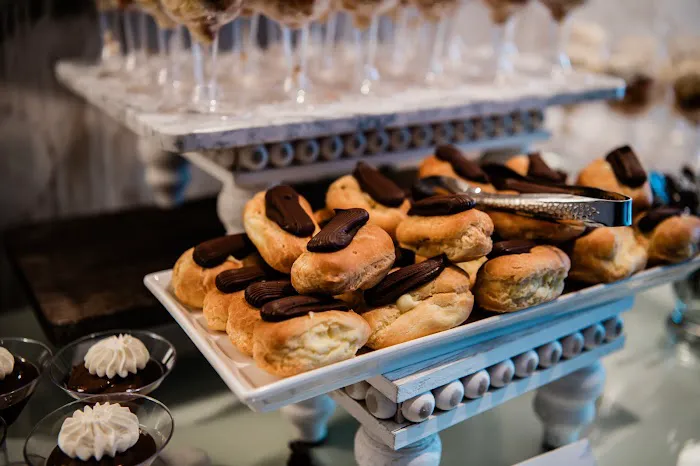 All in the Mix Bakeshop Picture 9