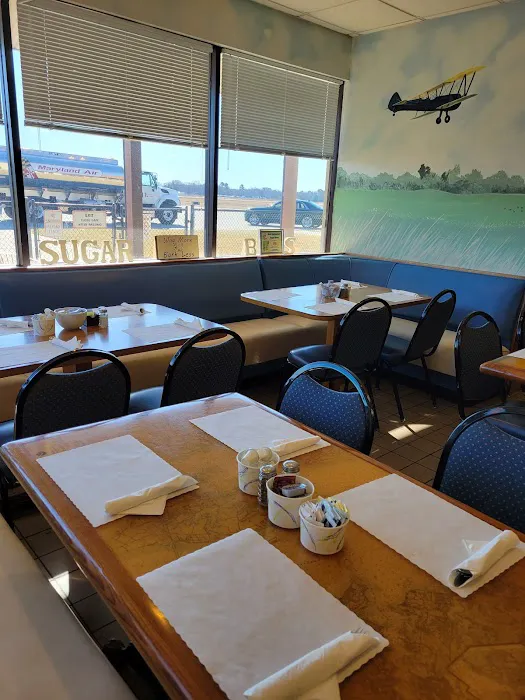 Sugar Buns Airport Cafe and Bakery Picture 2