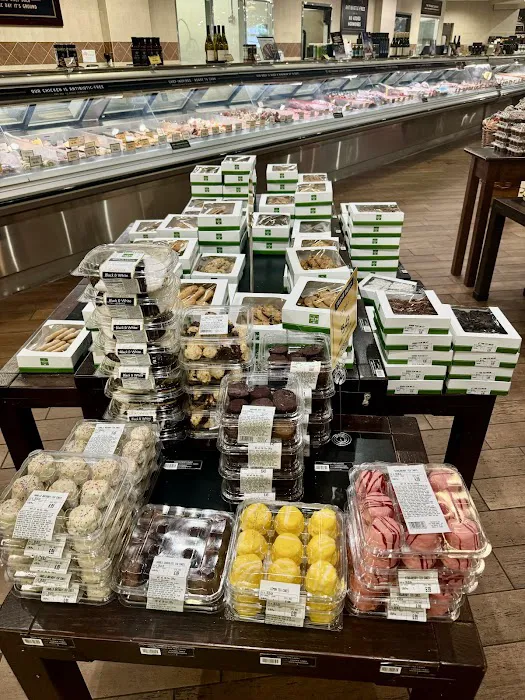 Fresh Market Bakery Picture 9