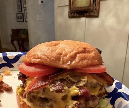 Best Buns Bakery & Burgers