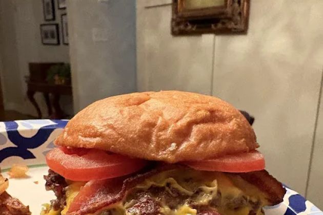 Best Buns Bakery & Burgers