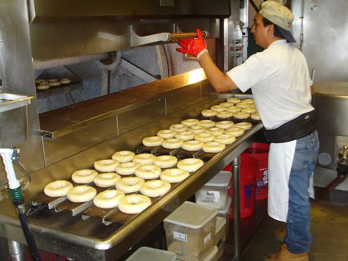 Tysons Bagel Market Picture 9