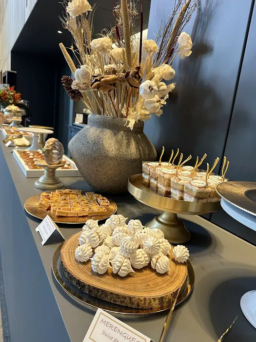 kurioso bakery Picture 8