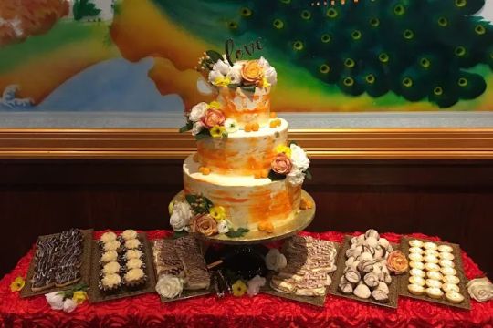 Cakes By Happy Eatery