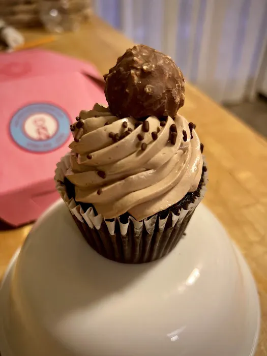 Suhweets Bakery LLC Picture 4