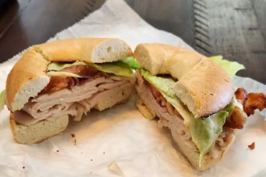 DePaola's Bagel & Brunch