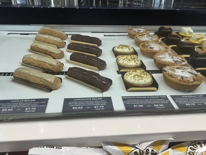 Fresh Baguette Picture 4