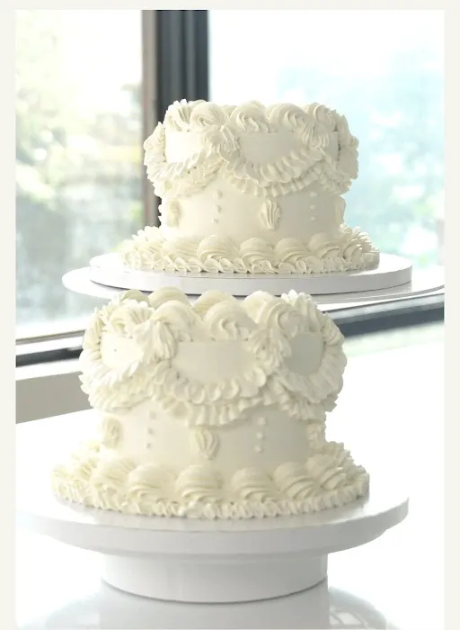 L’ATELIER - A Modern Cake Studio Picture 1