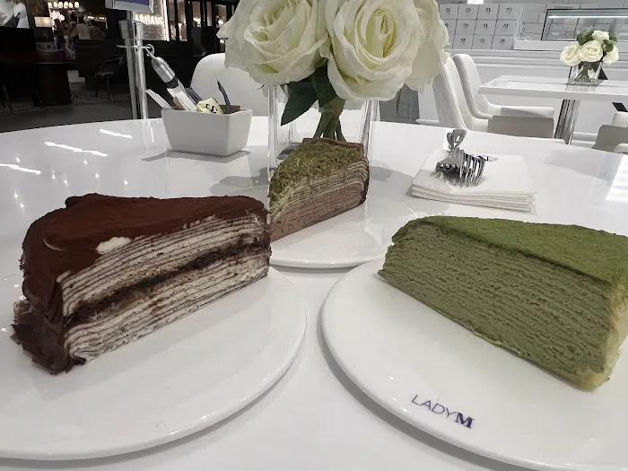 Lady M Cake Boutique - Tysons Picture 7