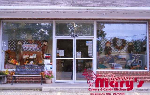 Mary's Cakery & Candy Kitchen Picture 9