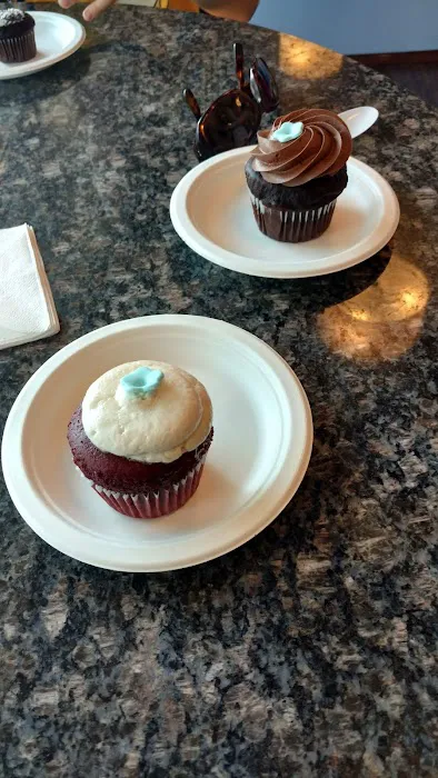 Cupcakes Actually Picture 1