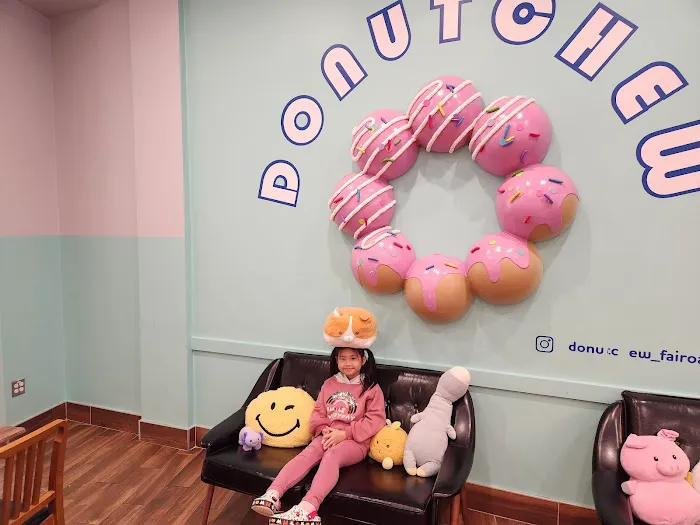 DONUTCHEW Picture 7