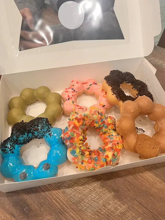 DONUTCHEW Picture 10