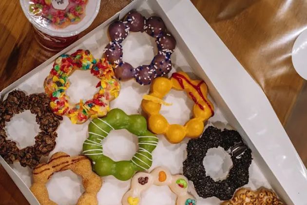DONUTCHEW