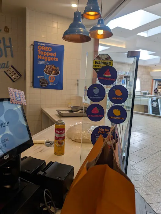 Auntie Anne's Picture 3