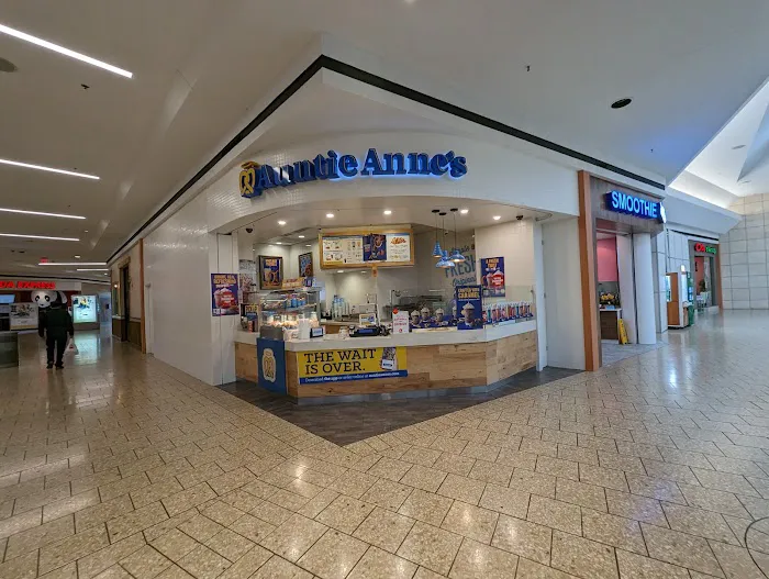 Auntie Anne's Picture 4