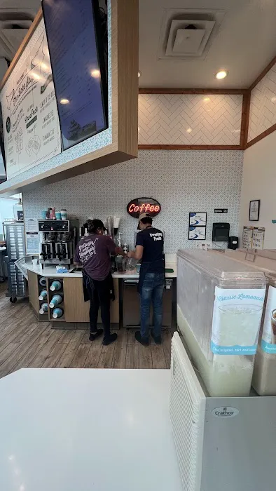 Cinnabon Picture 5