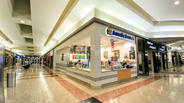 Auntie Anne's Picture 8