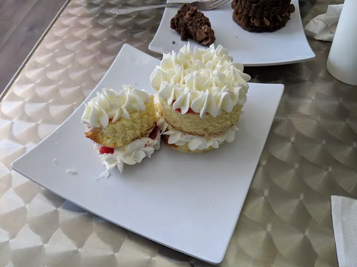 LeCakes by Design Picture 4
