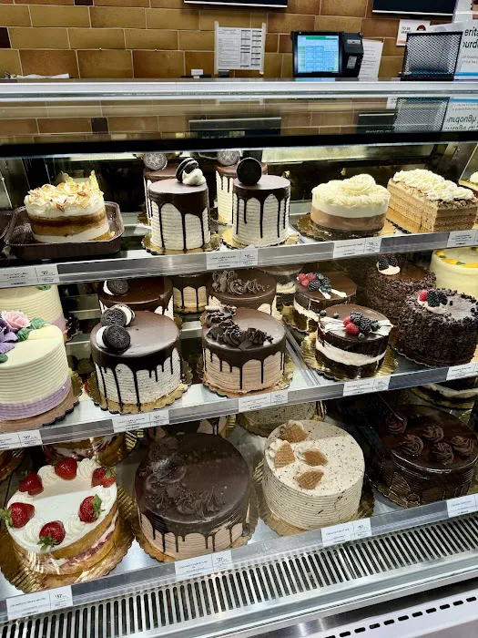 Whole Foods Bakery Picture 10