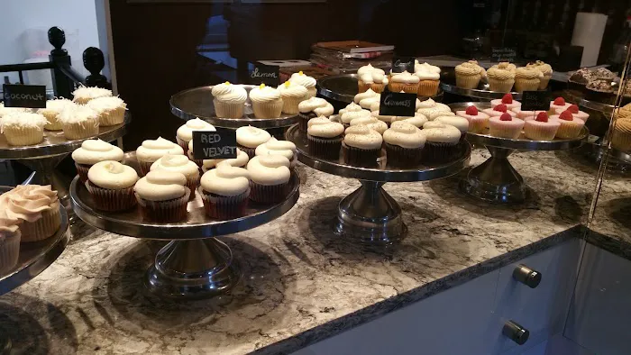 Fredericksburg Cupcake Picture 10