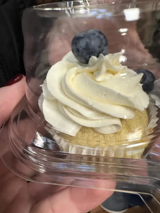 Fredericksburg Cupcake Picture 3
