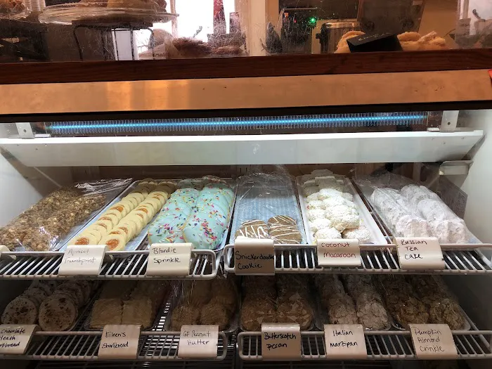 Eileen's Bakery & Cafe Picture 3