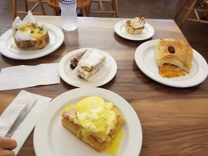 Eileen's Bakery & Cafe Picture 1
