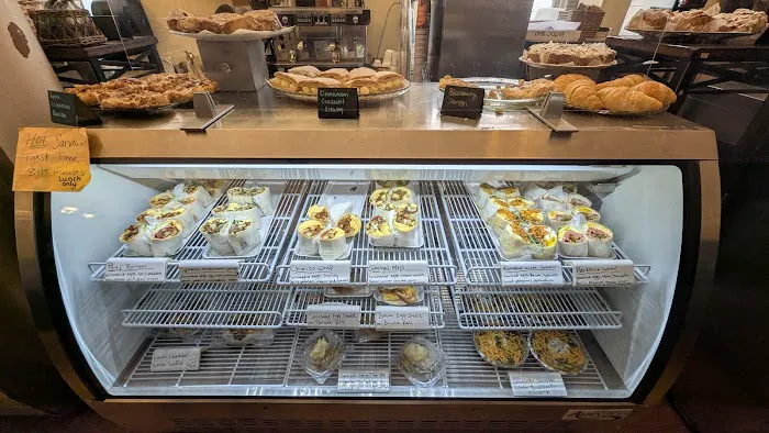 Eileen's Bakery & Cafe Picture 2