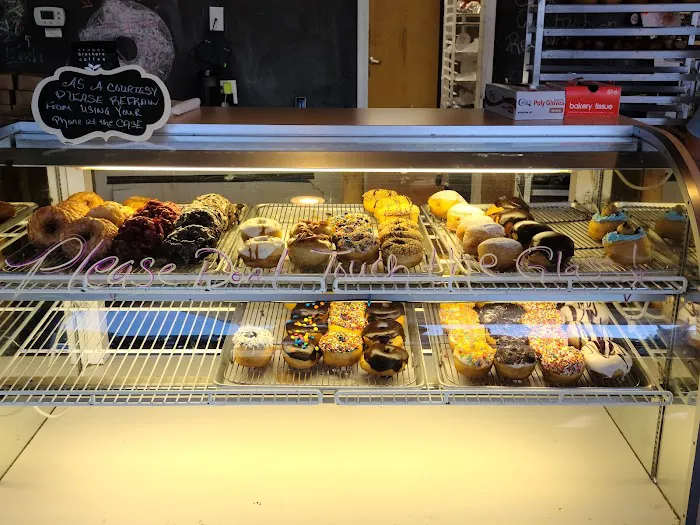 Freddy Donuts Picture 8