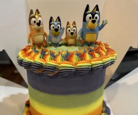 Something Sweet - Cakes by Ashley