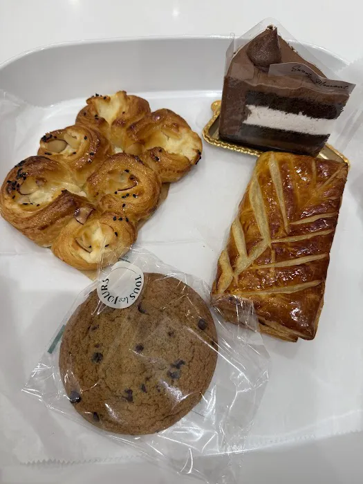 Tous Les Jours Bakery Cafe -New Centreville- Picture 3