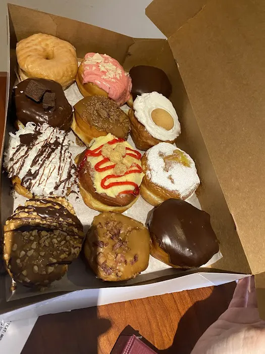 Doodles Donuts and Cafe Picture 4