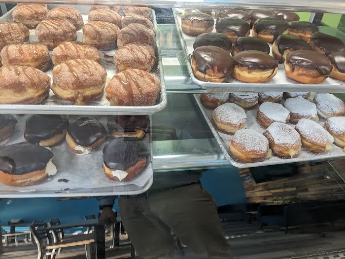 Doodles Donuts and Cafe Picture 5