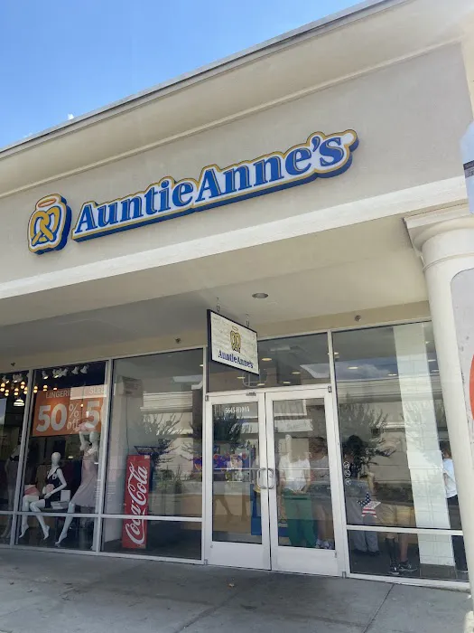Auntie Anne's Picture 1
