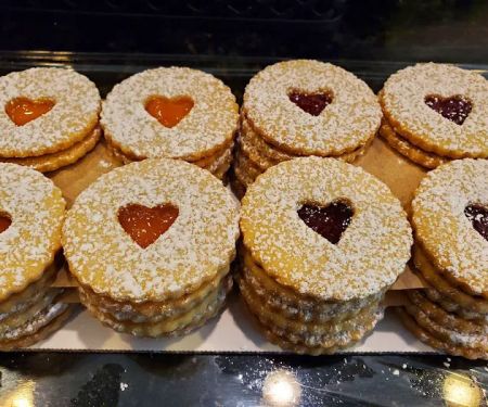 The Linzer Lady