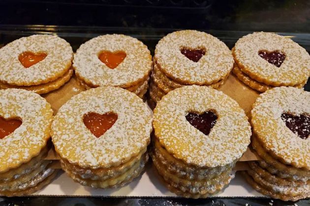 The Linzer Lady