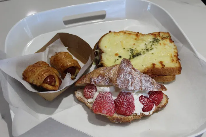Tous les Jours Bakery & Cafe - Newport News Picture 7
