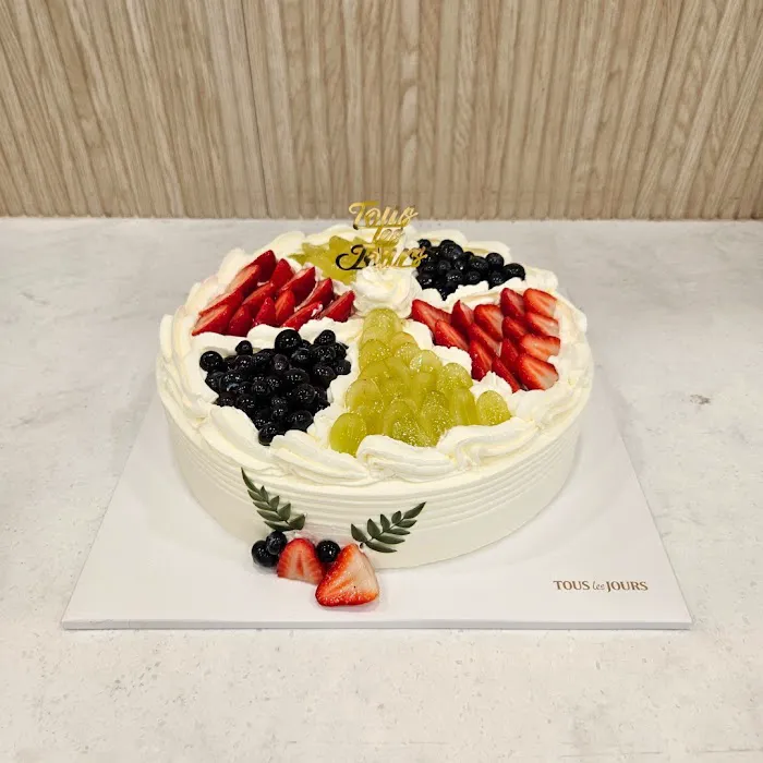 Tous les Jours Bakery & Cafe - Newport News Picture 9