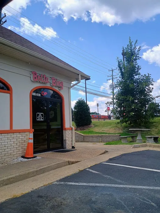 Botta Bing Bagel & Deli Picture 1