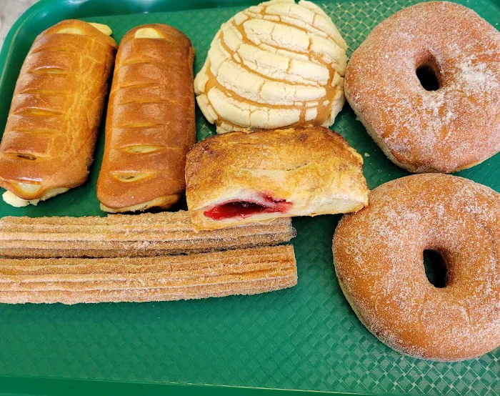 Panaderia Emanuel Bakery & Cafe Restaurante y Tienda Latina Picture 4