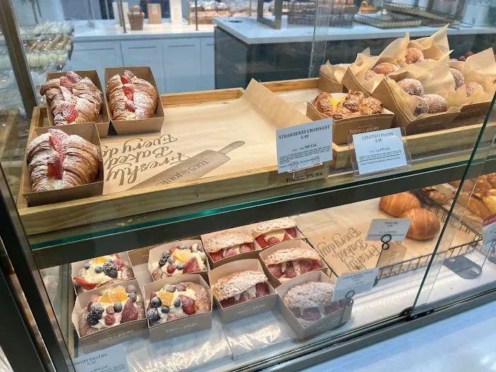 Tous Les Jours Bakery Cafe Picture 5