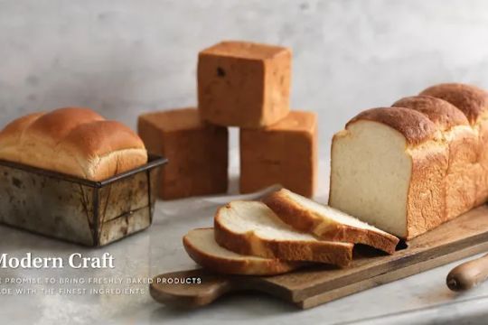 Tous Les Jours Bakery Cafe