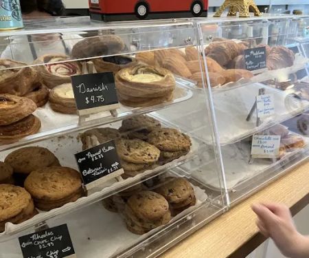 The Bluebird Bakeshoppe