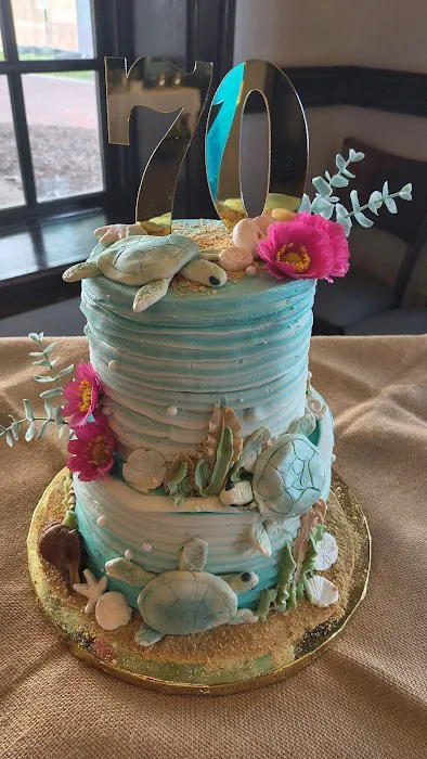 Bella's Custom Cakes Picture 4