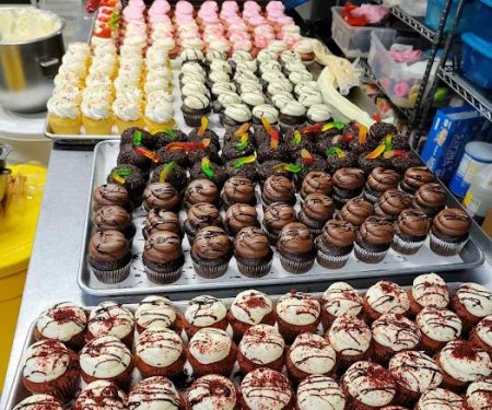 Couture Cakes By Nika