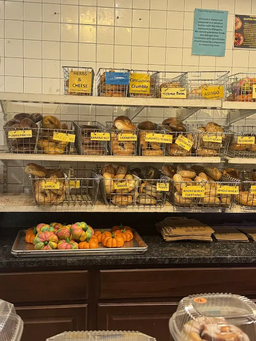 Bobbys Bagel Cafe Picture 6
