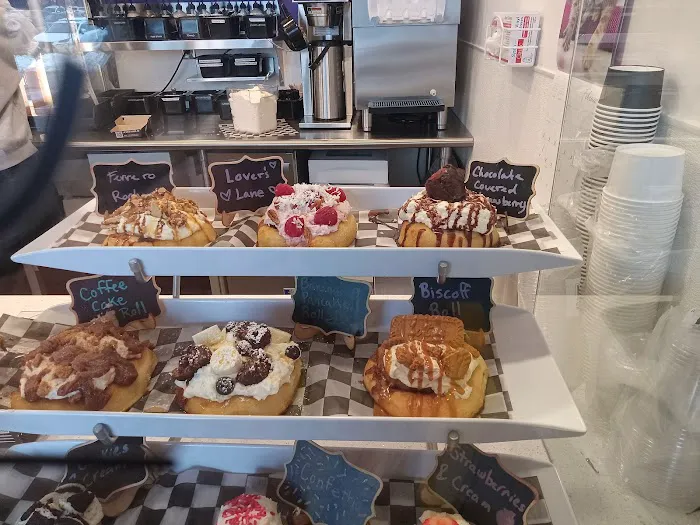Cinnaholic Picture 8