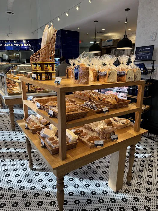 Paris Baguette Picture 3