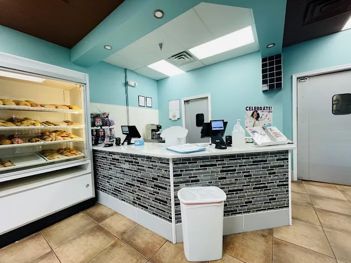 Alegrias Bakery Picture 3